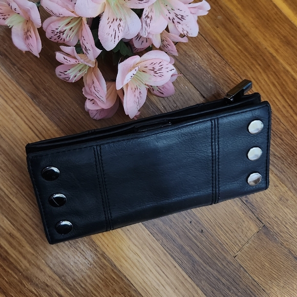 Hammitt Black Leather 110 Wallet - Picture 4 of 6